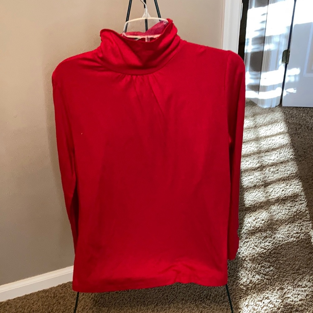 Woman’s New Direction PM Red turtleneck Top